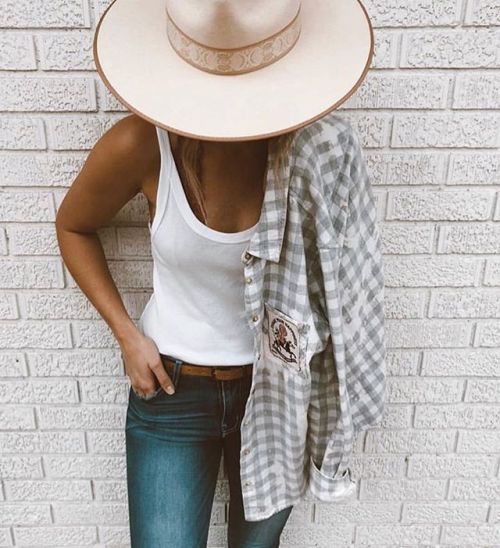 Me: “Smile for the camera!”
Her: *nothing*
Me: “huh?”
Her: *soft mumble*
Me: “What?”
Her: “I’M ALREADY SMILING!!”
.
.
.
#ighusband #instahusband #instagramhusband #husbandsofinstagram #floppyhat #fashion #VSCO #trendy — view on Instagram...